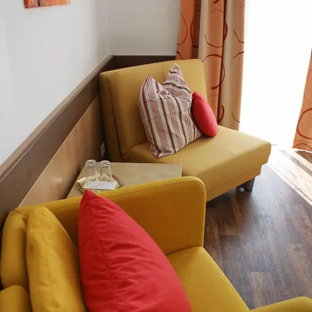 Sonnenhuegel 宾馆 拉姆绍达赫斯坦